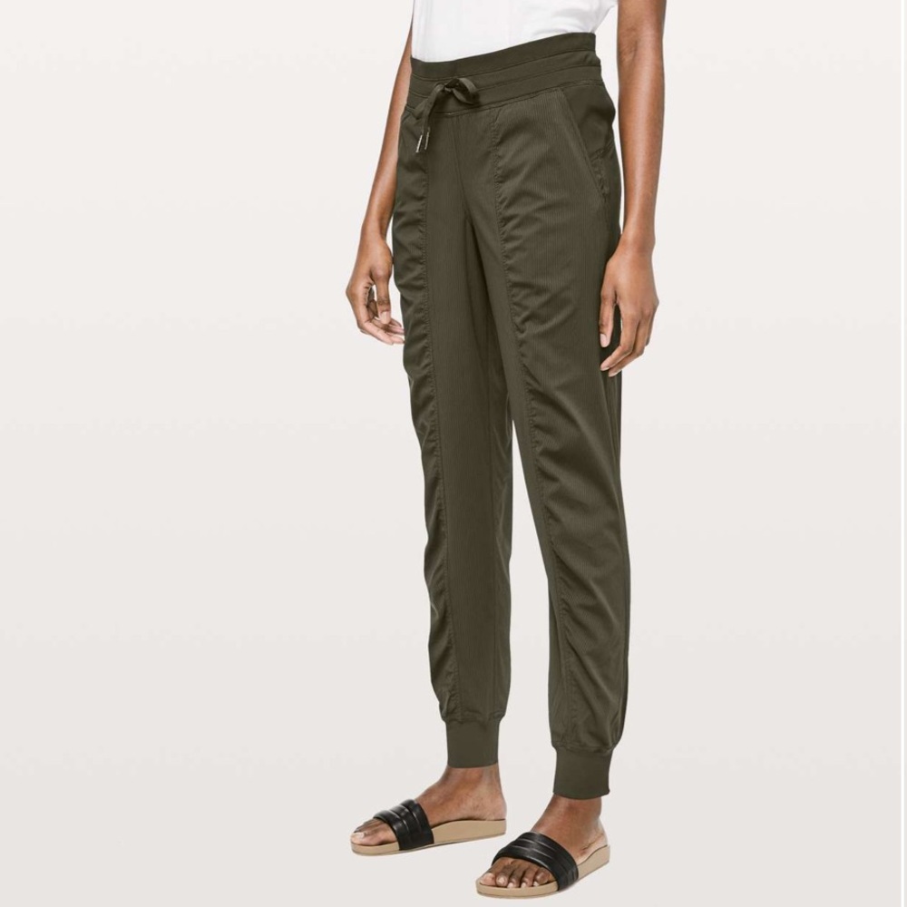 Lululemon Dance Studio Jogger *29"